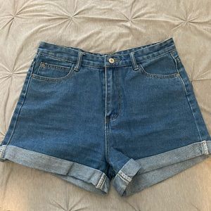 High-waisted Jean Shorts